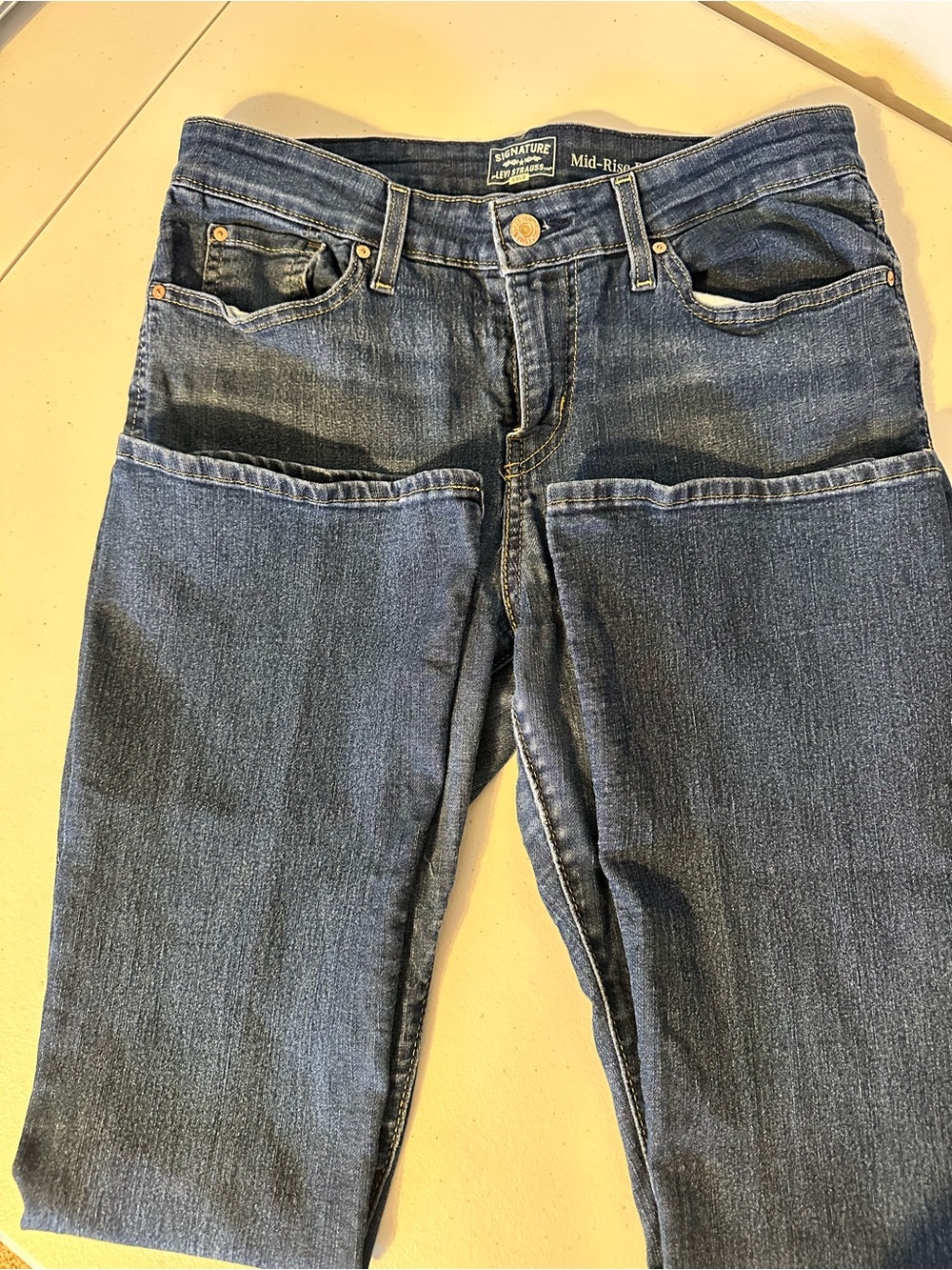 Signature by Levi Strauss Mid-Rise Dark Blue Denim Jeans